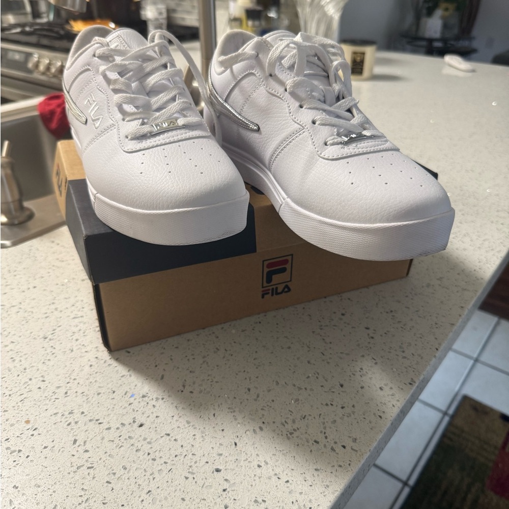 Fila Men's Classic White Sneakers